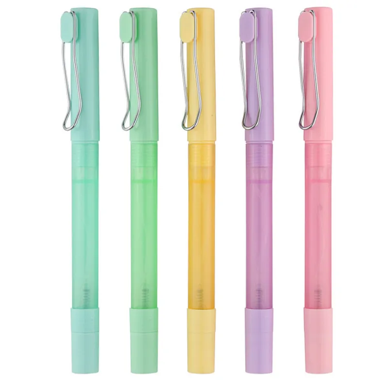 Portable spray pen