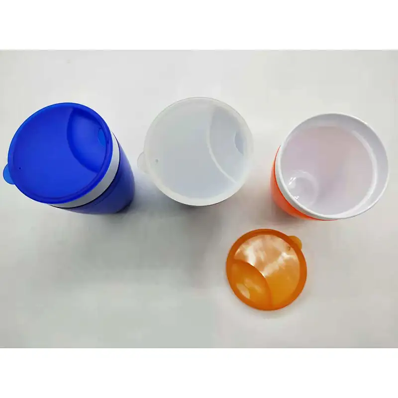 Plastic cup milkshake cup