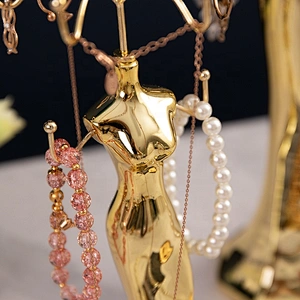 Window Display Props Jewelry Mannequin Jewelry Bracelet Ring Necklace Display Stand Gold Plating Jewelry Holder