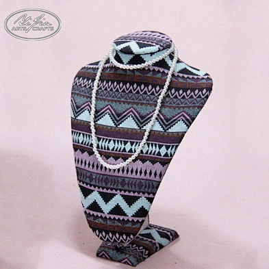 Customized fashion bust mannequin jewelry display stand necklace holder