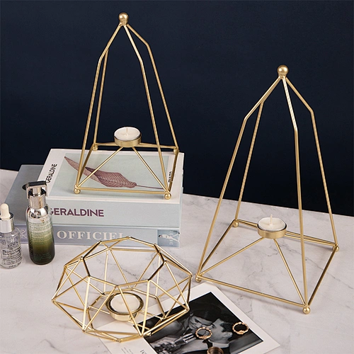 Customized bulk gold metal candlestick holders for home decoration