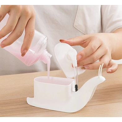 Snail-shaped hand sanitizer liquid bottle empty PP hand sanitizer plastic bottle with dispenser pump
