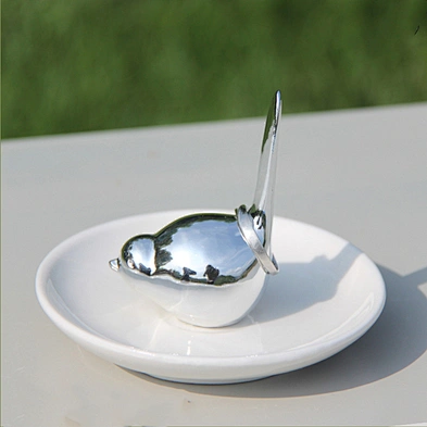 Customized cute ceramic jewelry display ring tray with silver bird