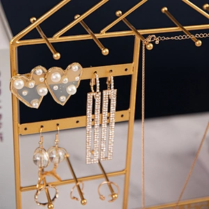 Customized Metal Jewelry Stand Organizer Necklace Holder Display for Necklaces Bracelets Earrings