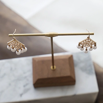 Customized  earrings holder stand 	earring wooden metal holder earrings stand holder displayer