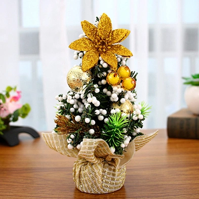 New Christmas Table Decoration Pine Needle Simulation Tree Mini Christmas Tree With Linen Pine Cones Red Berries