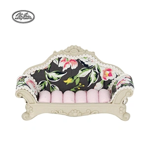 Vintage Decorative Resin Sofa Jewelry Ring Display