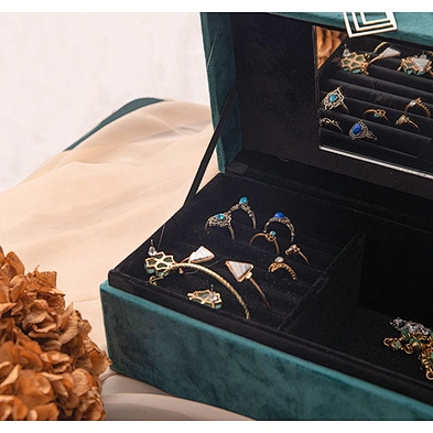 custom logo jewelry ring necklace box organizer flannel jewelry storage box luxury velvet jewelry box with mirror