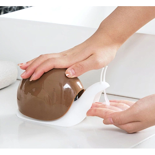 Snail-shaped hand sanitizer liquid bottle empty PP hand sanitizer plastic bottle with dispenser pump