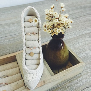Princess high heel retro ring holder cotton linen jewelry earrings ring storage holder