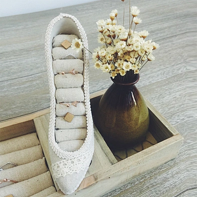 Princess high heel retro ring holder cotton linen jewelry earrings ring storage holder