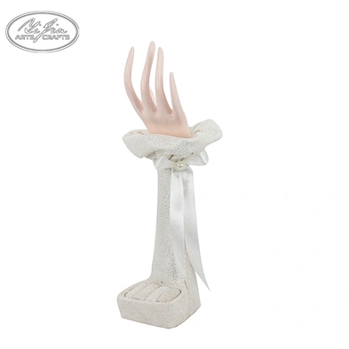 Custom Hand-shaped Jewelry Ring Display Resin Finger Jewelry Ring Display Holder