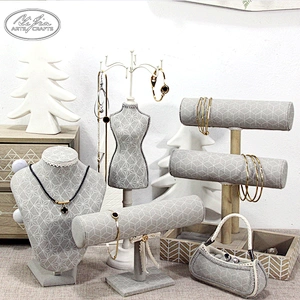 Customized jewelry display set decorative custom wooden bracelet display