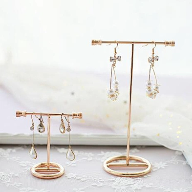 Customized gold earring holder earing display stand jewelry metal display stand for earring