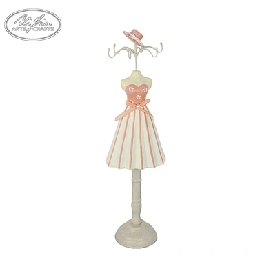 Retro style jewelry holder mannequin for necklace display