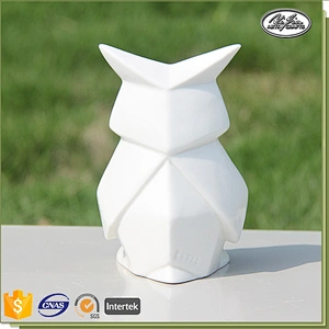 Custom white ceramic decoration owl art and craft
