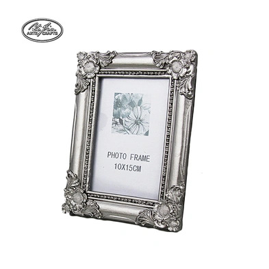 Fashion customized 10*15cm resin souvenir small picture frame