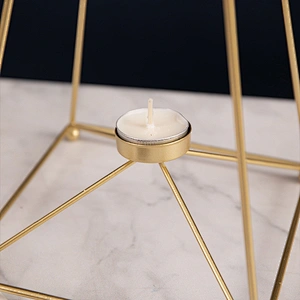 Customized bulk gold metal candlestick holders for home decoration
