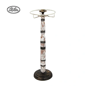 Customized decoration l shaped jewelry display stands vintage necklace resin jewelry display