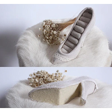 Princess high heel retro ring holder cotton linen jewelry earrings ring storage holder