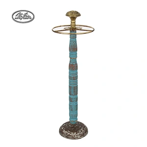 Customized decoration l shaped jewelry display stands vintage necklace resin jewelry display