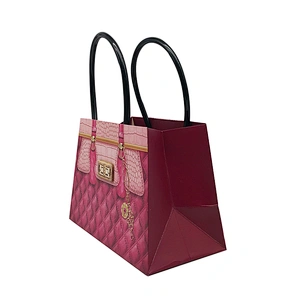 Customized Fancy Wedding Gift Packaging T Bag High End Durable Eco Small Jewelry Paper Gift Bags With PVC Handle