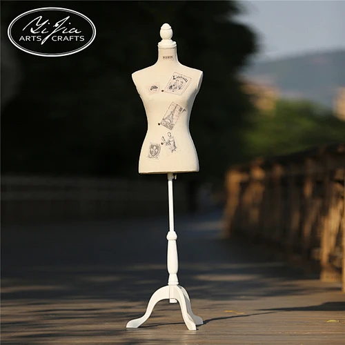 Adjustable fiber glass/foam tailoring mannequin