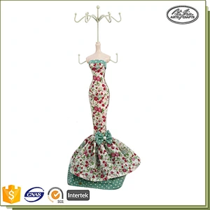 New elegant doll mannequin jewellery display