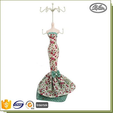 New elegant doll mannequin jewellery display