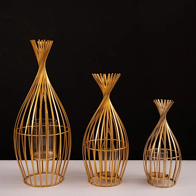 Wholesale decorative candlestick metal mesh candle holder with removable glass hurricane