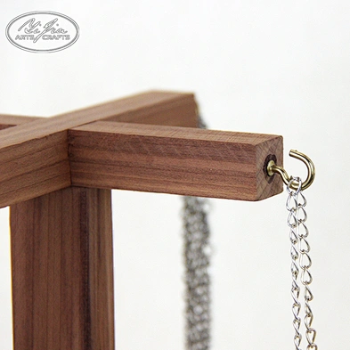 Top quality OEM fashion home use wooden jewelry necklace display rack