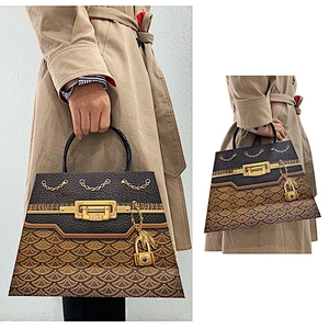 New design fashion gift packing paper bags with metal chain handle printing