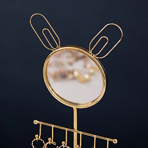 Golden Earring Necklace Bracelet Rock Metal Jewelry Display Stand With Ceramic Tray