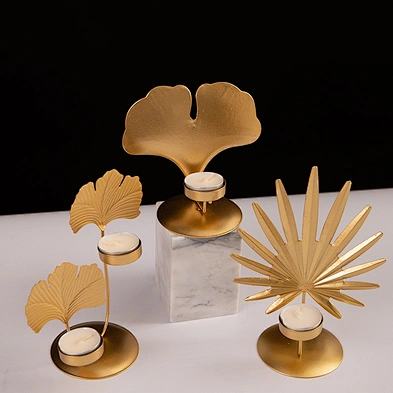 Cute Different Leaves Shaped Metal Tealight Candle Holder For Wedding Decorations Parties or Everyday Home Decor