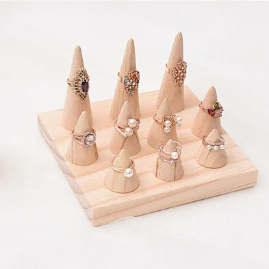 Fashion Popular Mini Wooden Jewelry Finger Ring Holder Triangle cone Jewelry Rings  Display