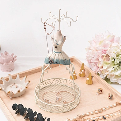 Vintage European Necklace Holder Earring Display Holder Decoration Iron Cage Doll Shaped Jewelry Holder
