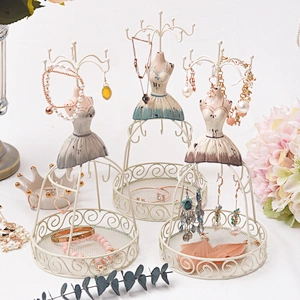 Vintage European Necklace Holder Earring Display Holder Decoration Iron Cage Doll Shaped Jewelry Holder