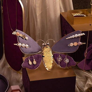 New Design Fashion Purple Jewellery Mannequin Organizer Set Jewelry Display Stand Set For Necklace Earring Bracelet
