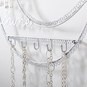 New arrival wall mounted hanging moon heart shaped wire wall jewelry display