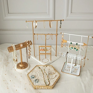 Customized 3-Tier Metal Jewelry Display Necklace Earring Holder T Shaped Jewelry Organizer