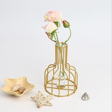 2020 amazon hot sale High quality Metal Frame Wrought Iron Flower Glass Vase Decorative metal wire flower vase For Home Decor