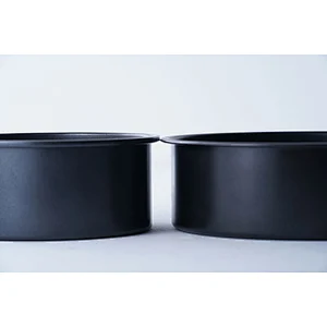 Wholesale professional bakery tools black round multiple sizes available heat resistant cake molds set for baking cakes