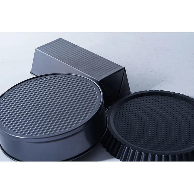 Hot sale household durable practical rectangle round doughnut shape cake mold bakeware sets for cake decorating