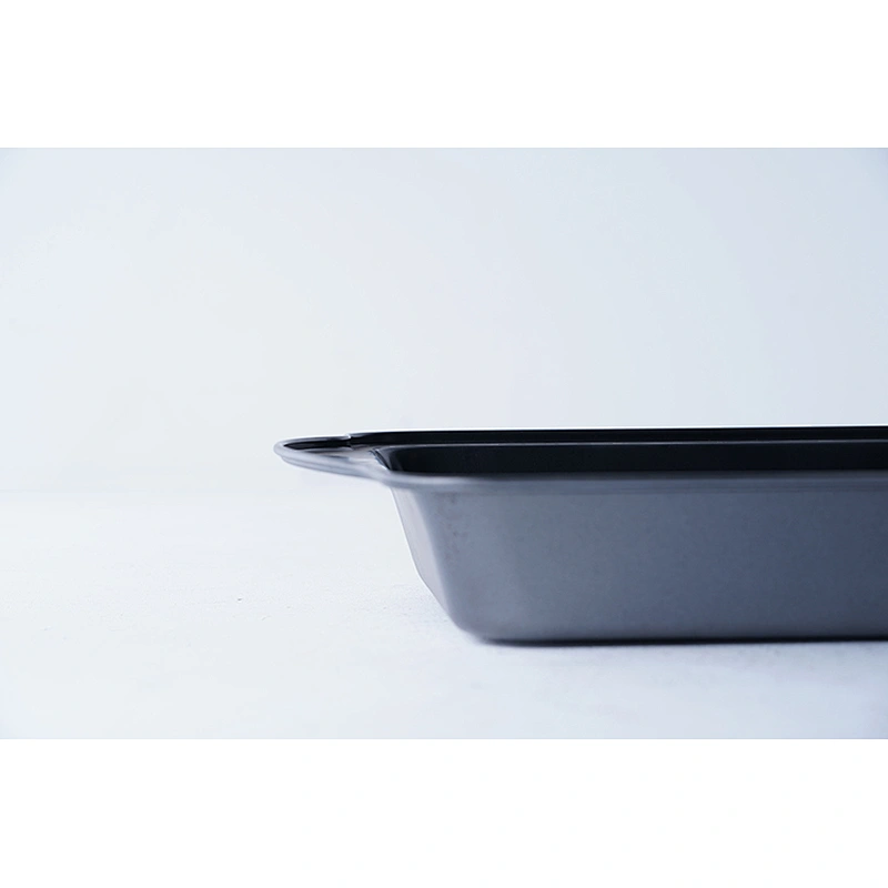 Wholesale black rectangular carbon steel non-stick coating baking tray cake pan bakeware with two side handles