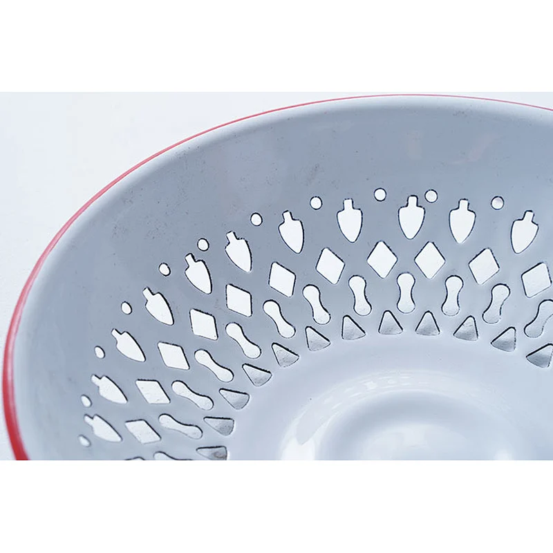 Wholesale special custom design decoration big capacity enamelled carbon steel dishes fruit drain plates