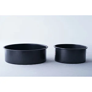 Wholesale professional bakery tools black round multiple sizes available heat resistant cake molds set for baking cakes
