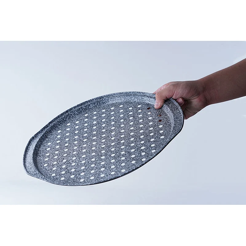 Shallow flat bottom round perforated tray carbon steel non stick coating kitchen cake tools mold with two side handles