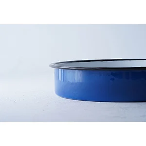 Wholesale blue round flat bottom multiple sizes available party decoration carbon steel enamelled pie dish serving plate set