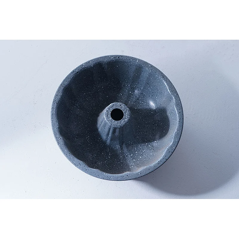 Hot sale household restaurant bakery universal custom carbon steel non stick coating bake doughnut cake baking tools mold