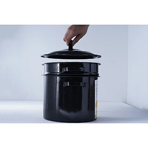 Durable OEM ODM custom design black carbon steel enamel coated pots with steaming rack